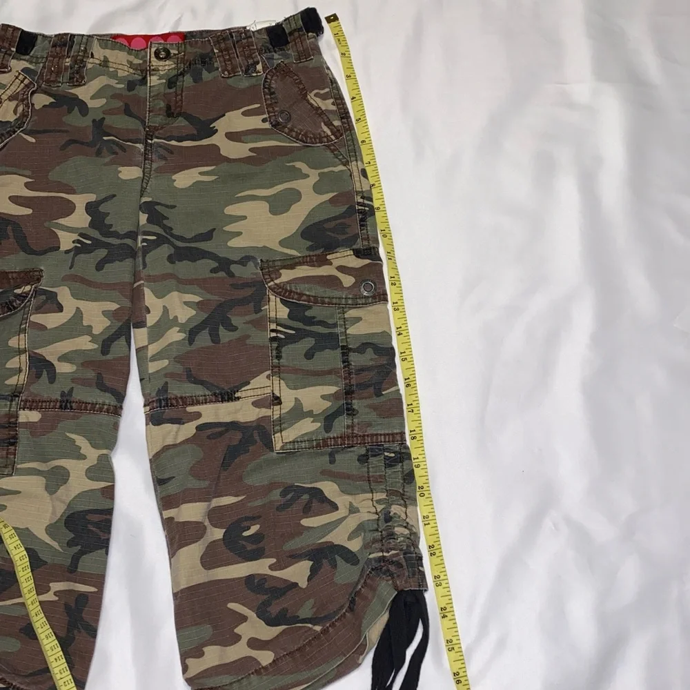 GLO jeans Women's Camo Cargo Capris - Green/Brown/Black - Picture 10 of 14